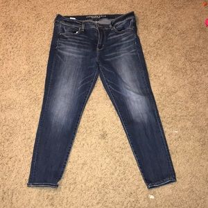 Mid rise AE jeggings